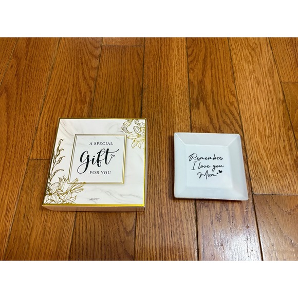 Remember I Love You Mom Trinket Dish Jewelry Holder Tray Gift 4 in X 4 - Picture 1 of 7